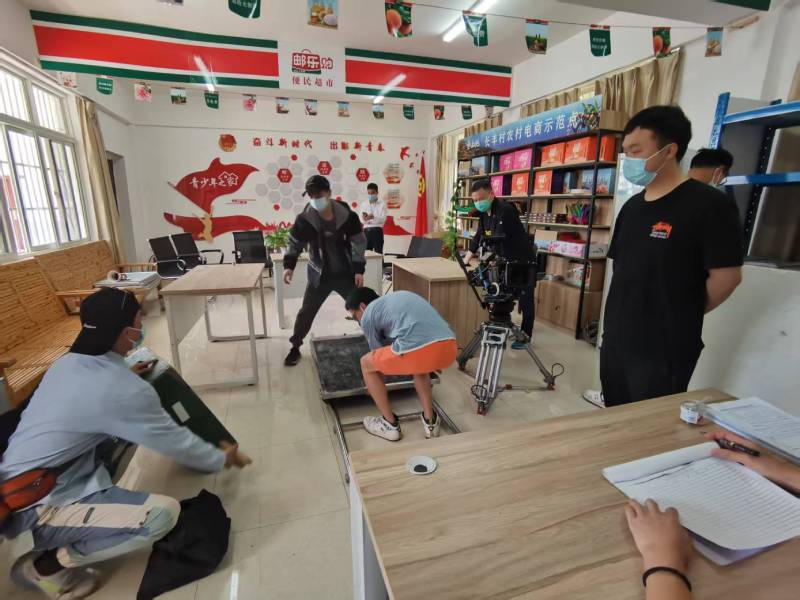 民丰县广告片拍摄公司：极简主义践行者，少即是多的视觉哲学